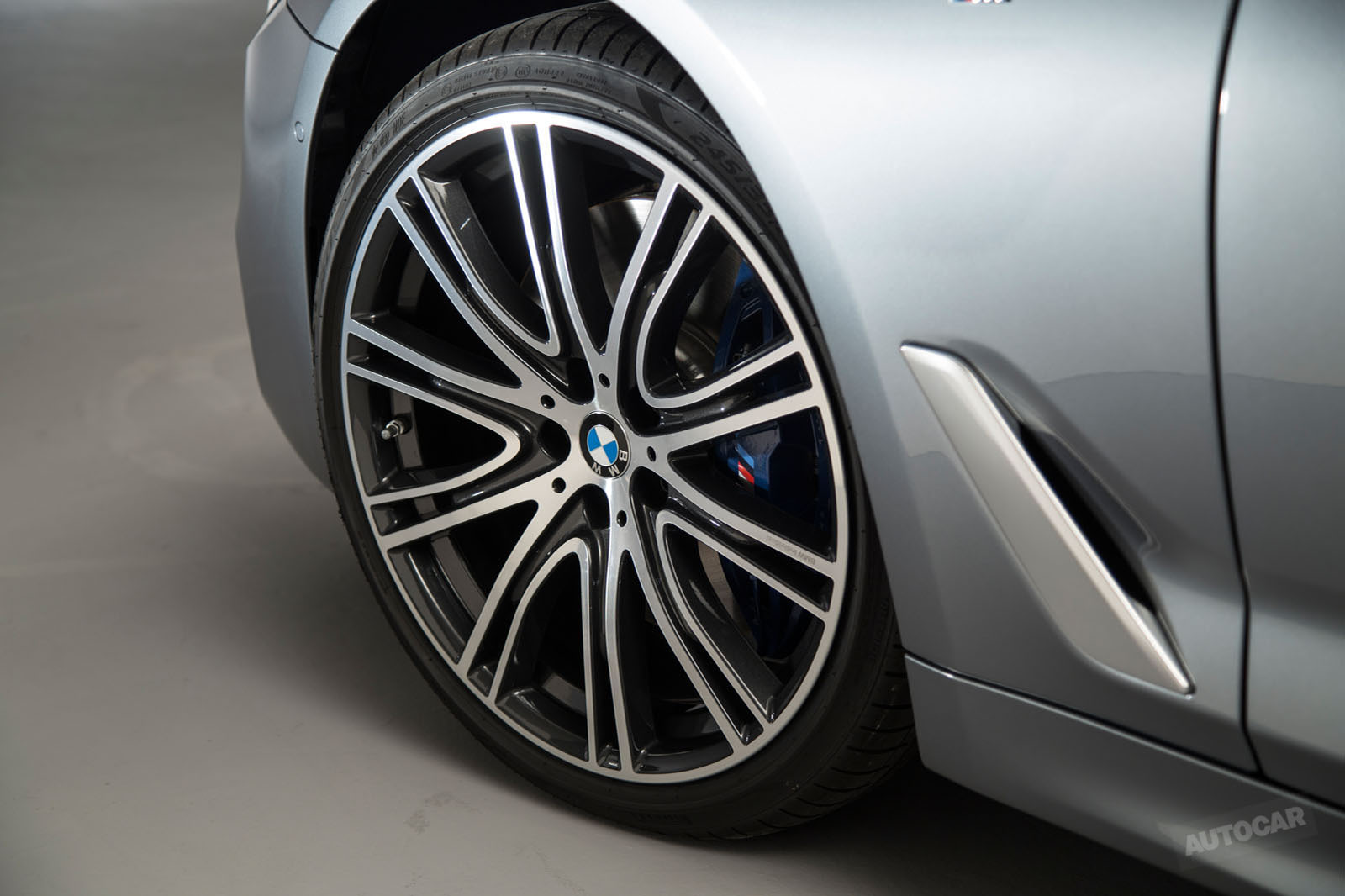 Bmw 5 series web exclusive 583