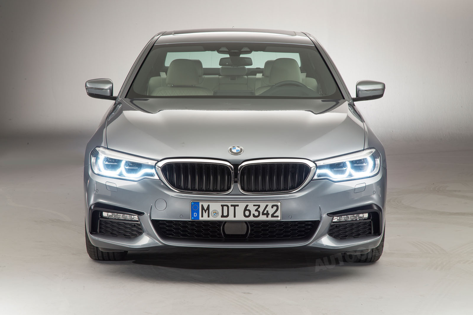 Bmw 5 series web exclusive 598