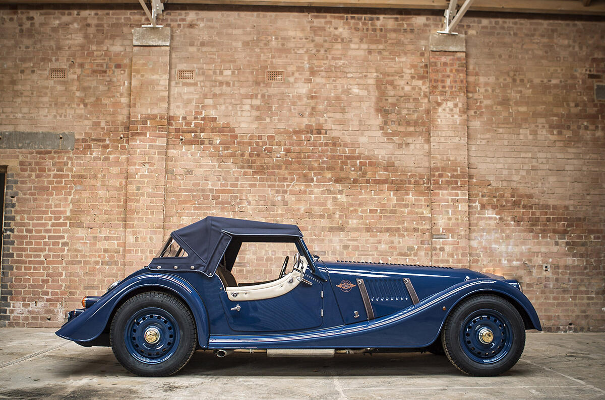 Morgan 44 web 241