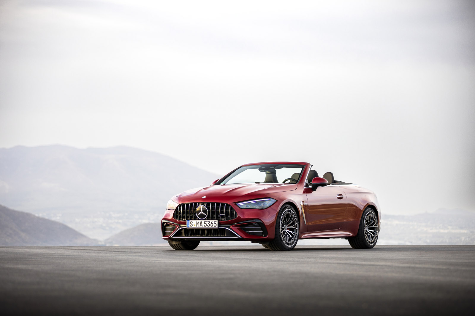 06 Mercedes AMG CLE 53 Cabriolet 2024 compte-rendu statique avant 06 Mercedes AMG CLE 53 Cabriolet 2024 avis statique avant
