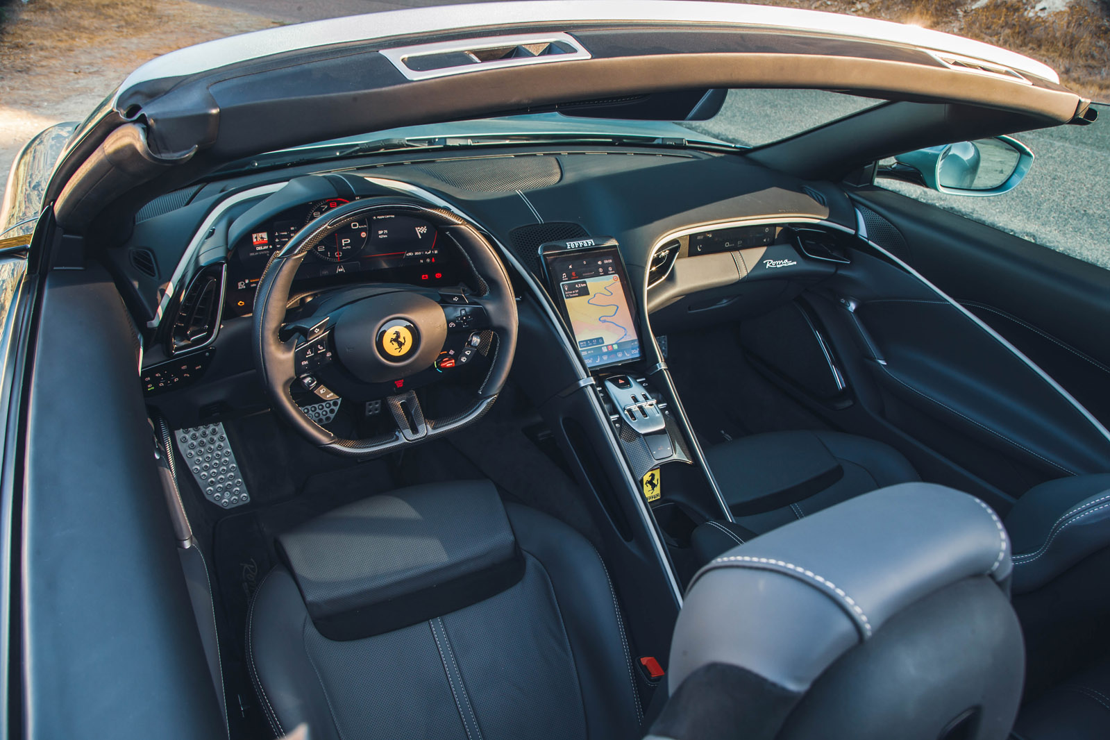 09 Ferrari Roma Spider FD 2023 dashboard interior