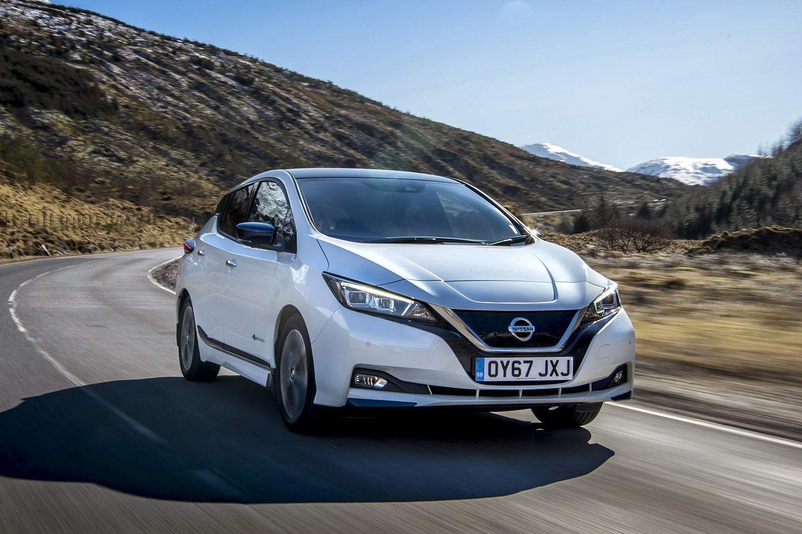 Nissan Leaf 2018 UK review hero front