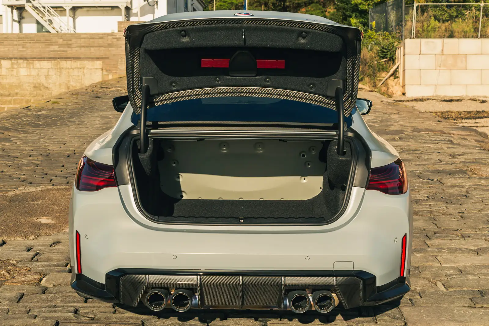 M4 boot shop