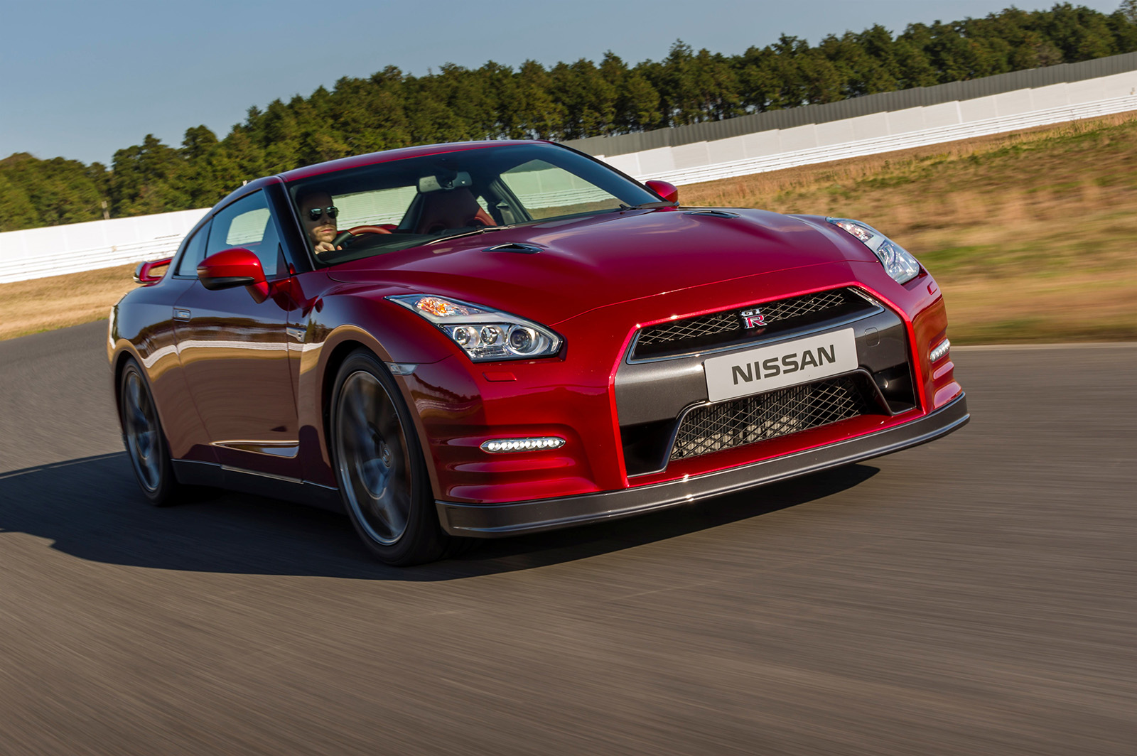 14 Nissan Gt R First Drive