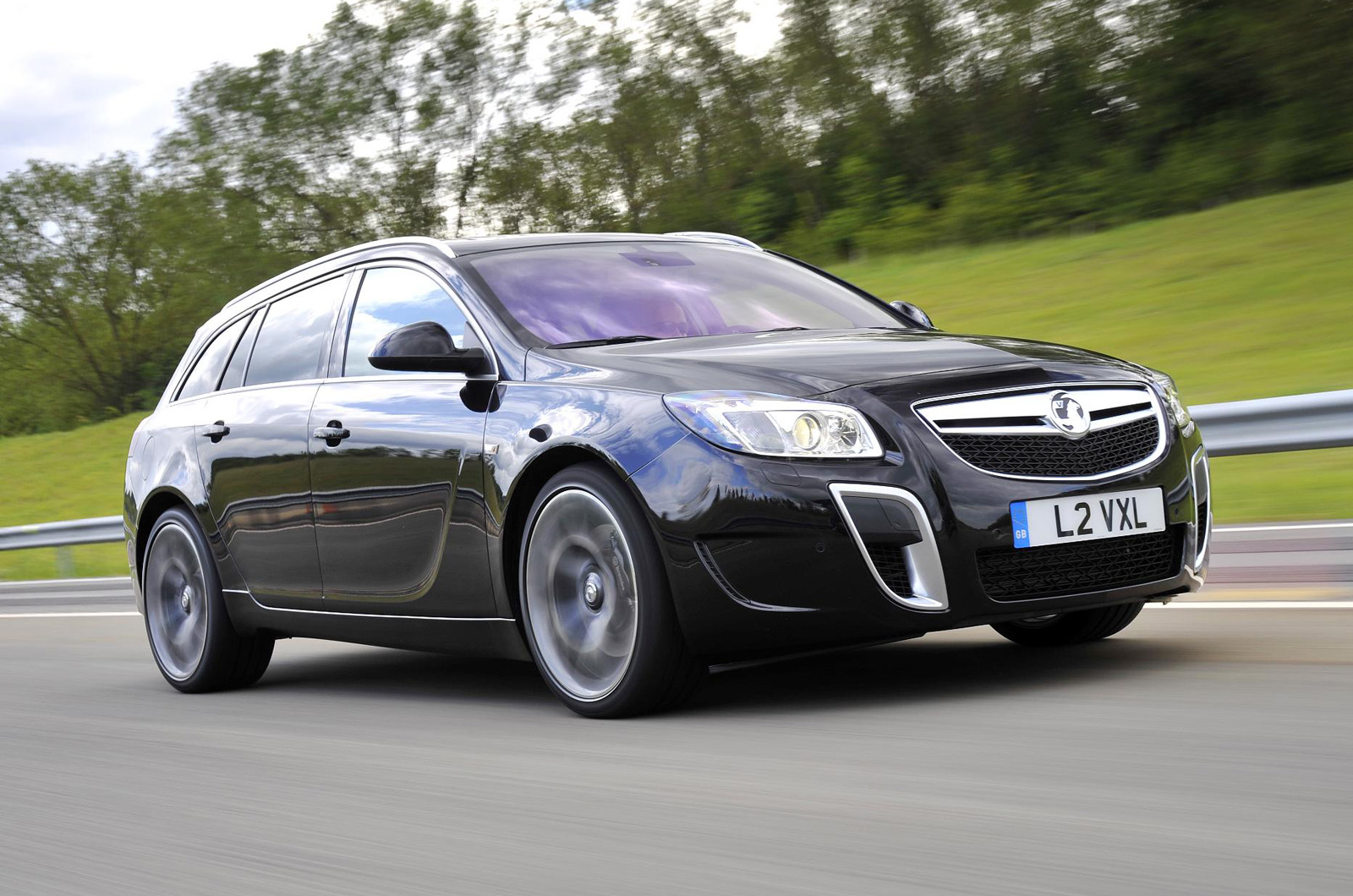 Vauxhall Insignia VXR Sports Tourer | Autocar