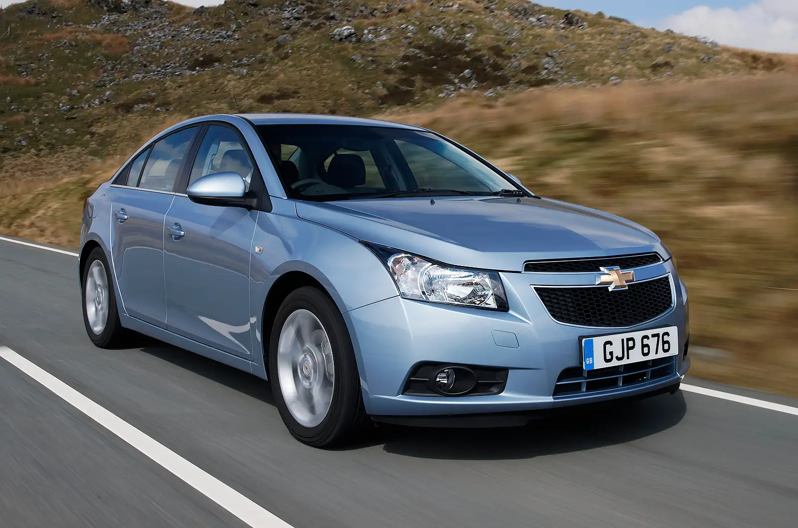 Chevrolet Cruze 2.0 VCDi UK drive review Autocar