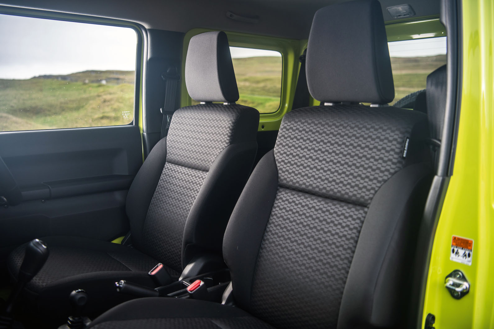 Suzuki Jimny 2018 road test review - cabin