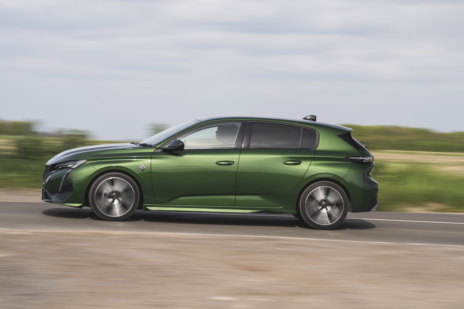 Peugeot 308 Review (2024)