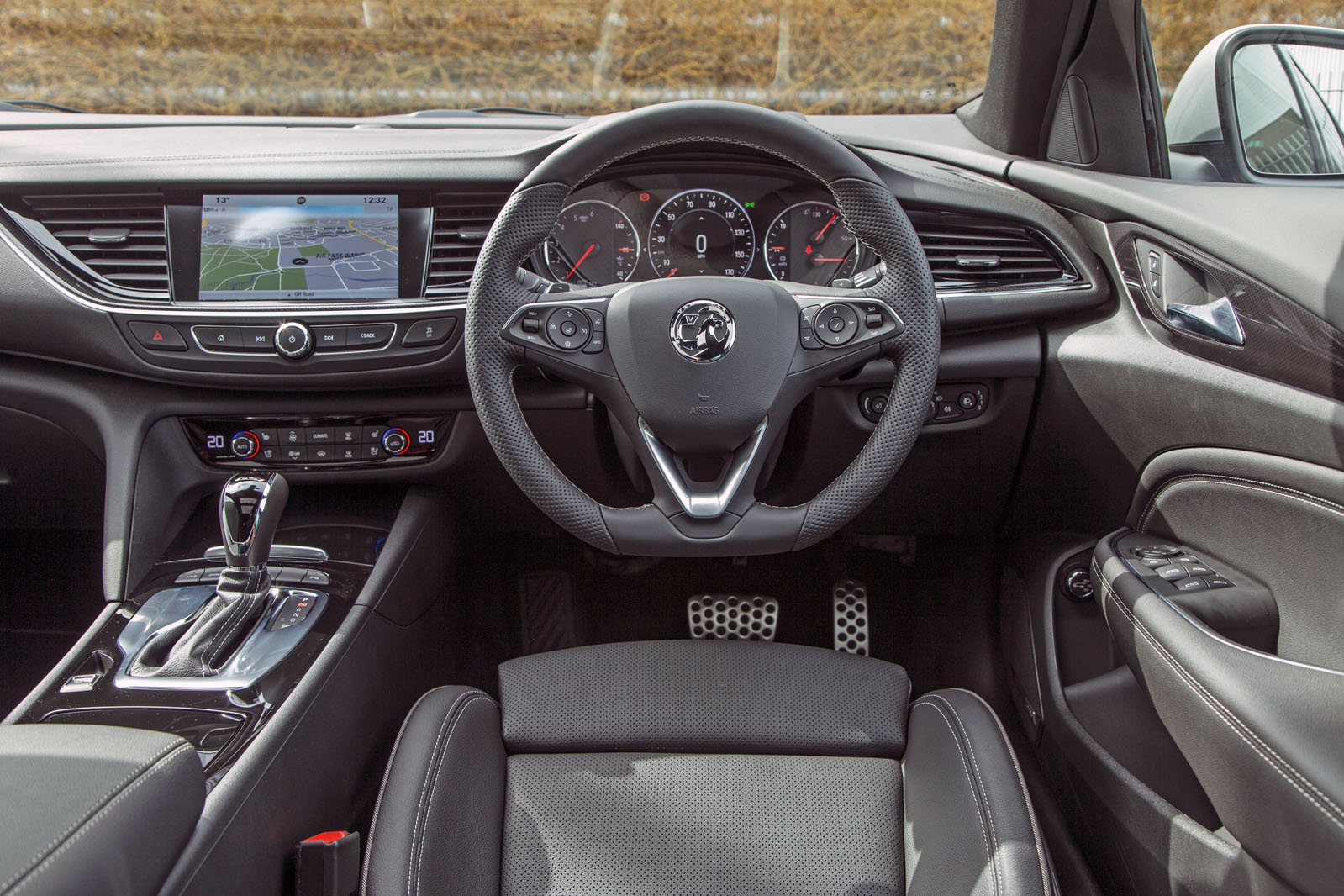 Vauxhall Insignia Sports Tourer GSI review dashboard
