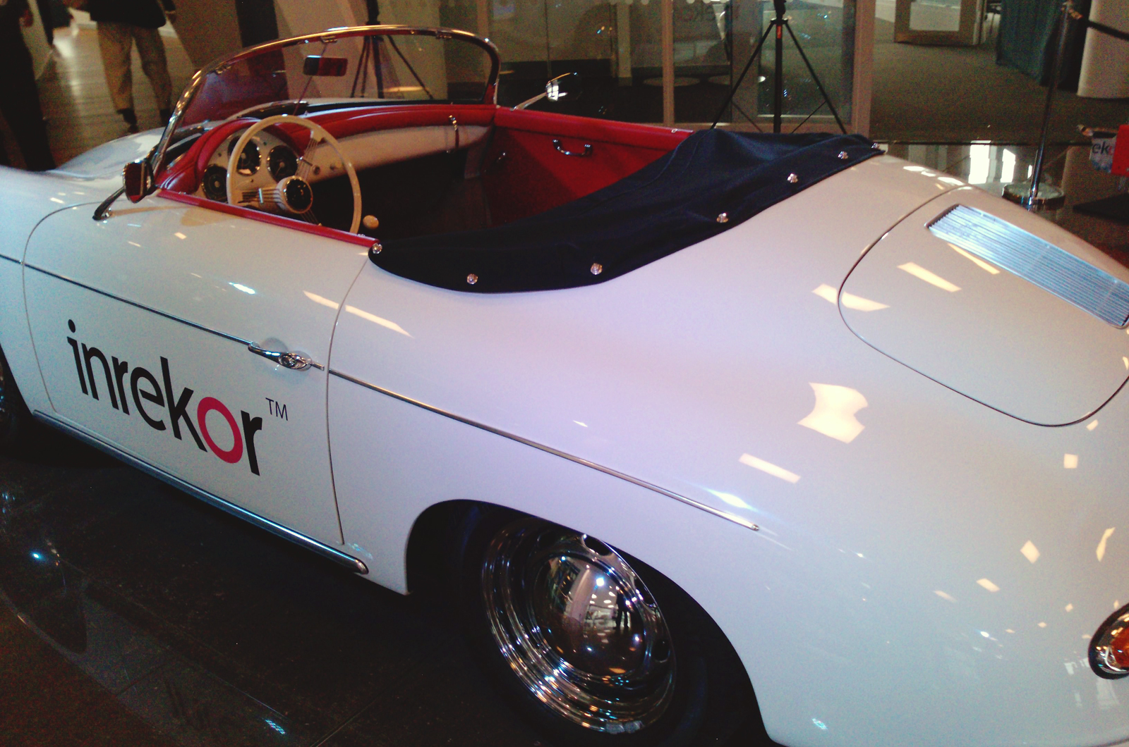 Lighter carbuilding tech unveiled Autocar