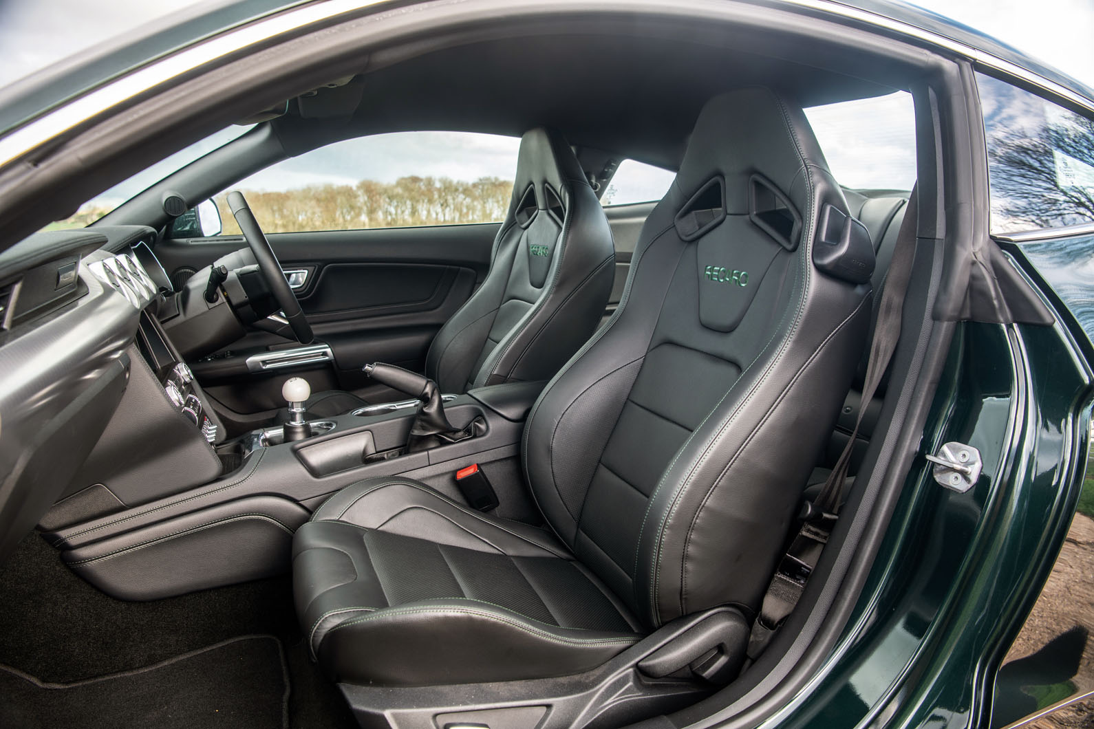 Ford Mustang Bullitt 2018 road test review - cabin