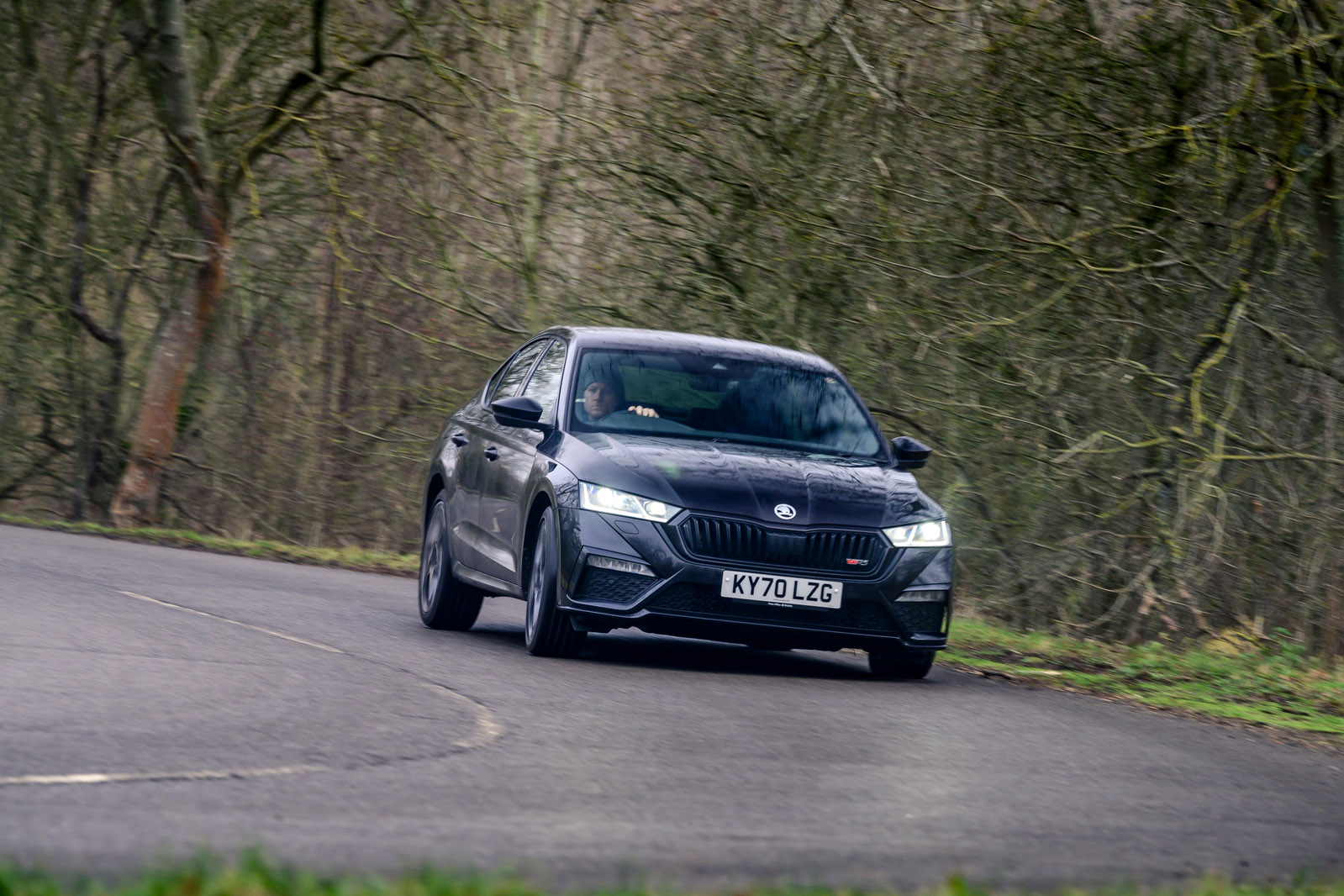 16 Skoda Octavia vRS TDI 2021 road test review cornering