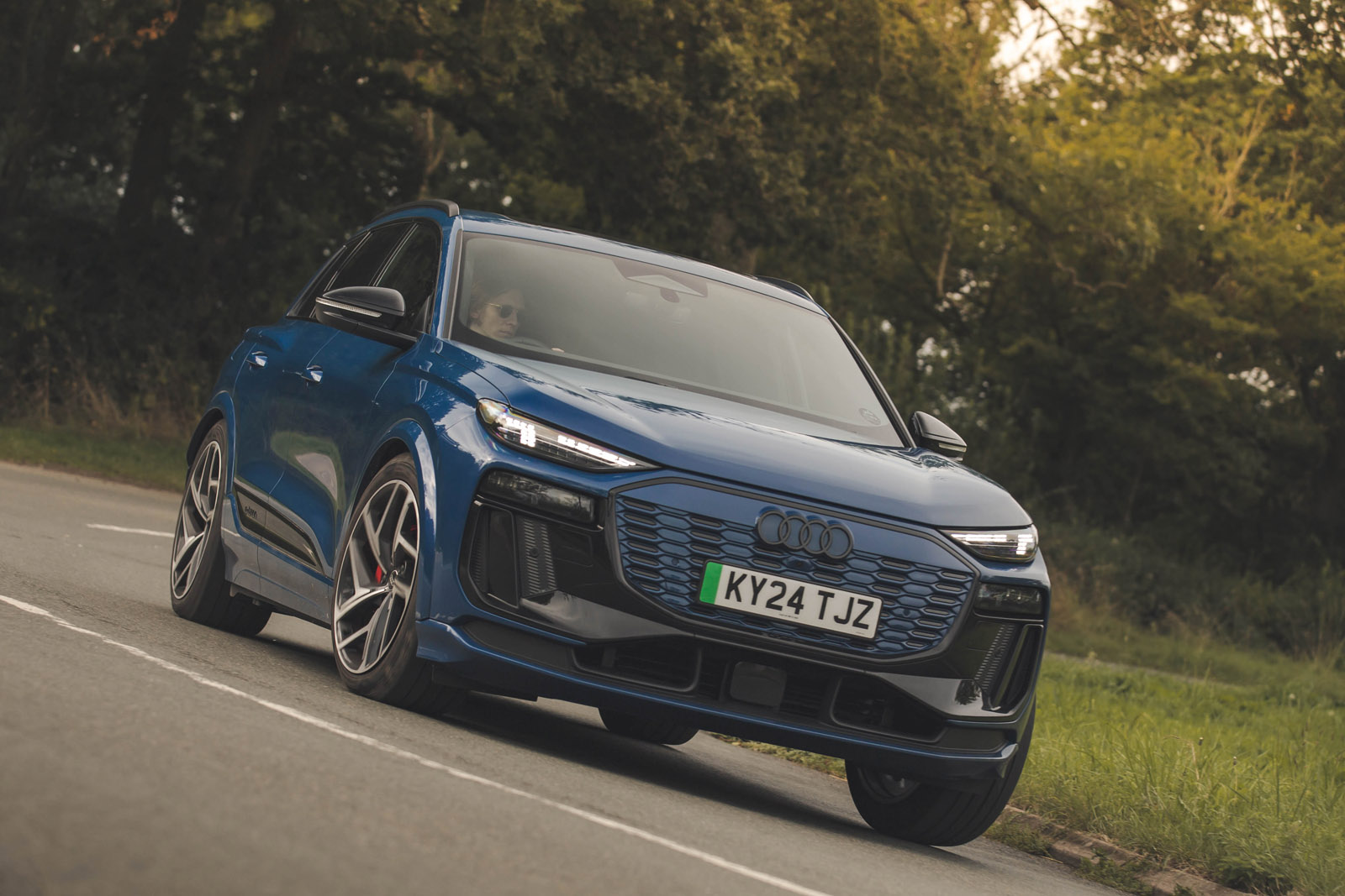 19 Audi Q6 E Tron 2024 compte-rendu des performances 19 Audi Q6 E Tron 2024 compte-rendu performances