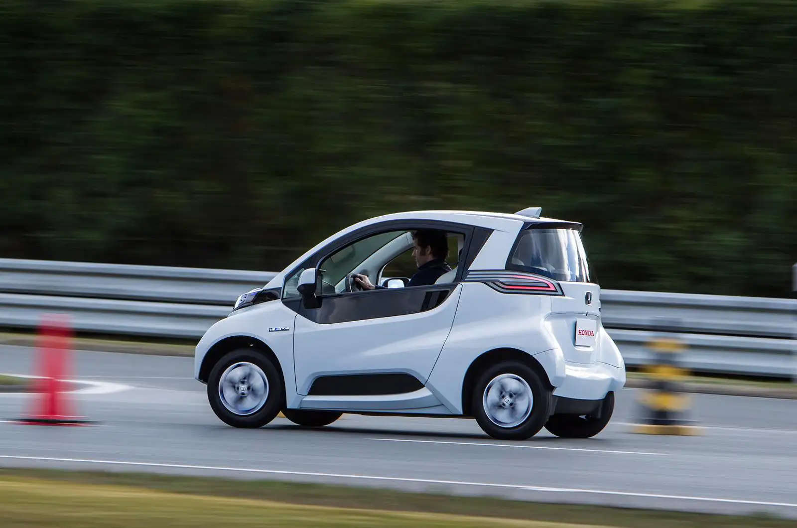 Honda to start testing Micro Commuter prototype