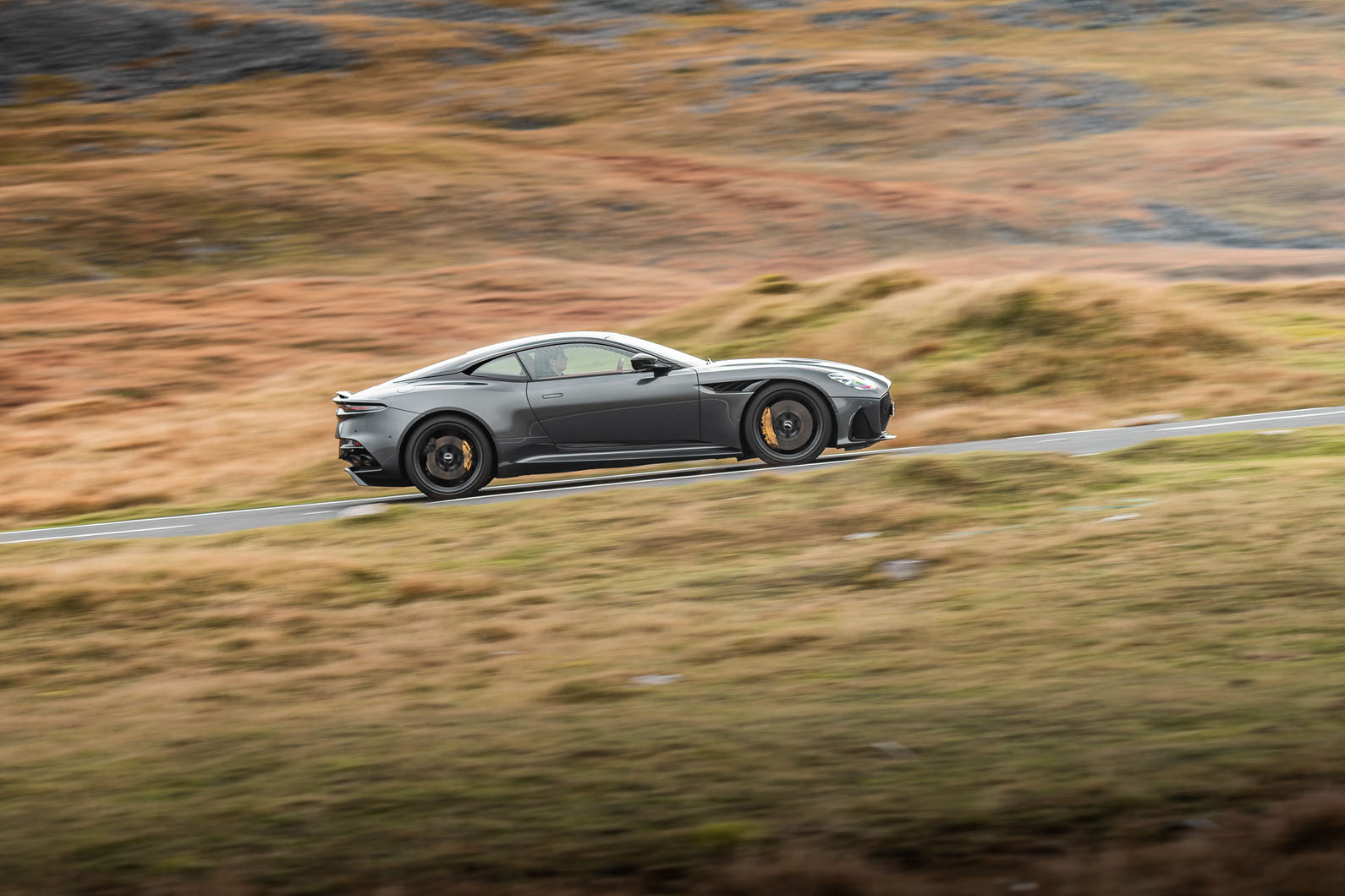 Aston Martin DBS Superleggera 2018 road test review - hero side