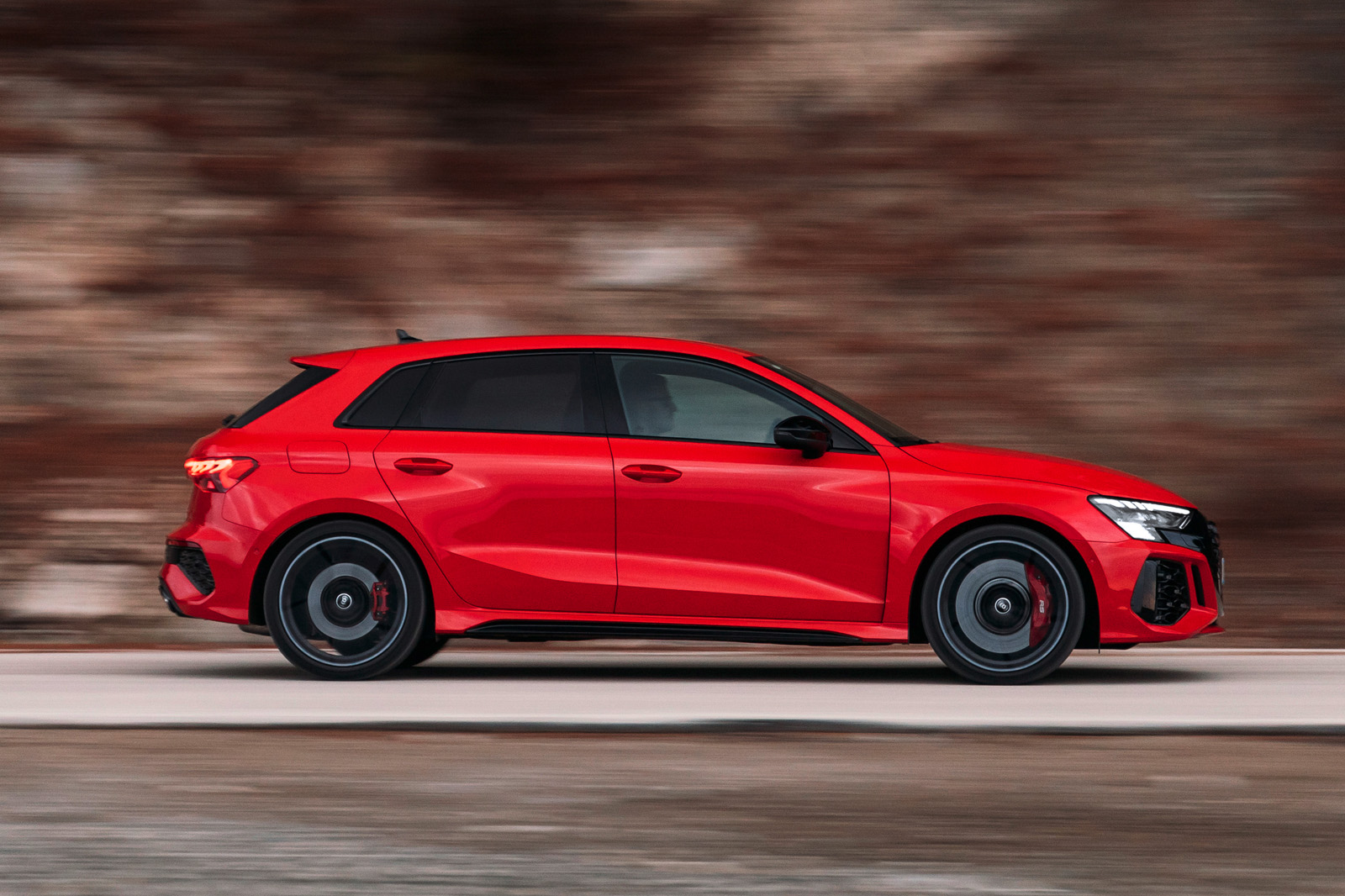 2 Audi RS3 2021 first drive review tracking side