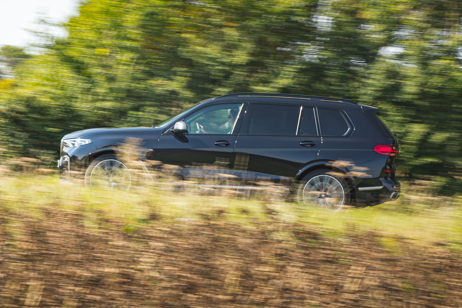BMW X7 2020 road test review - hero side