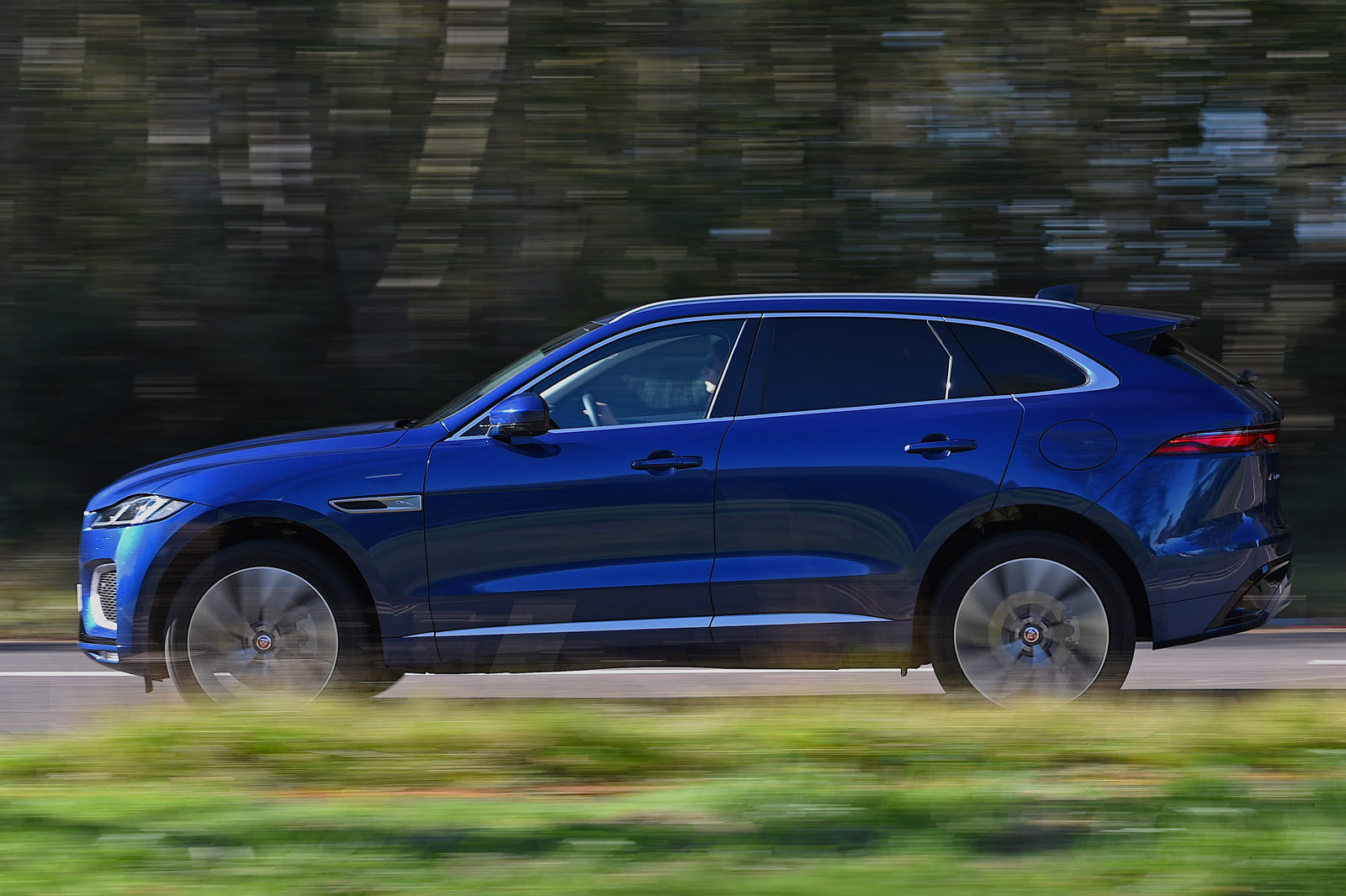 2 Jaguar F Pace P400e 2021 road test review side pan