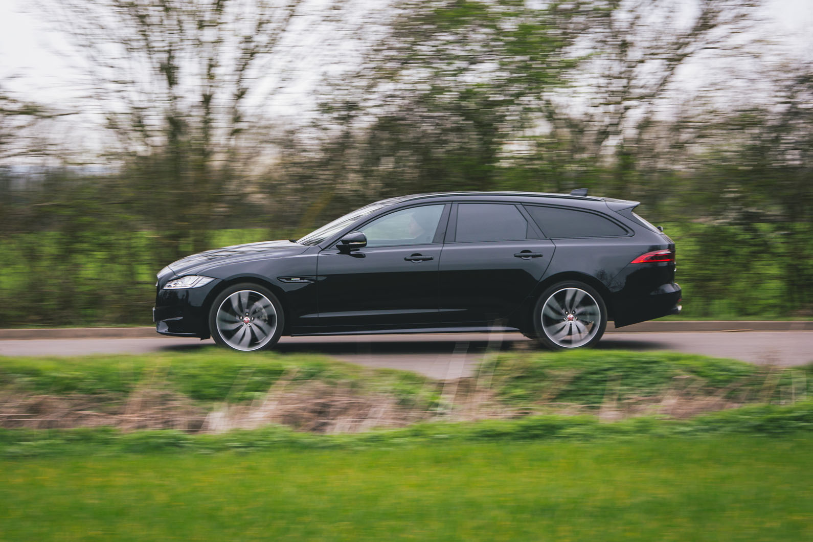 Jaguar XF Sportbrake 2019 road test review - hero side