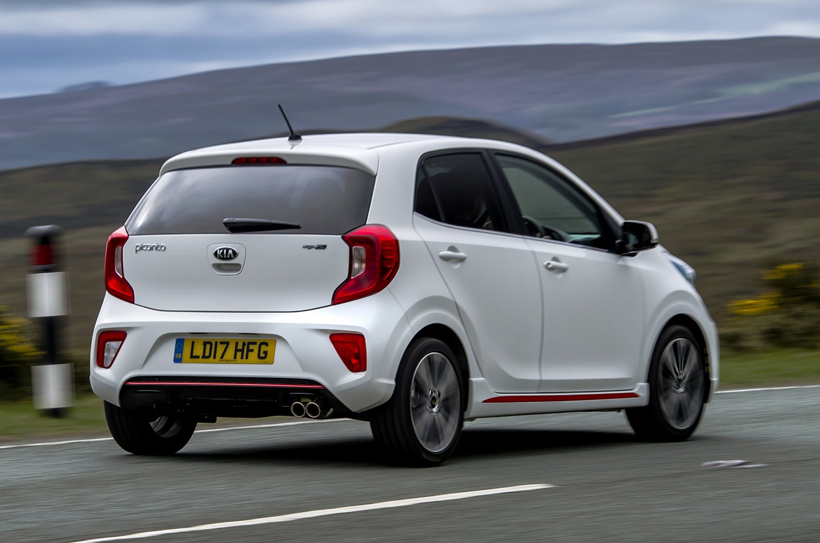 Kia Picanto review hero rear