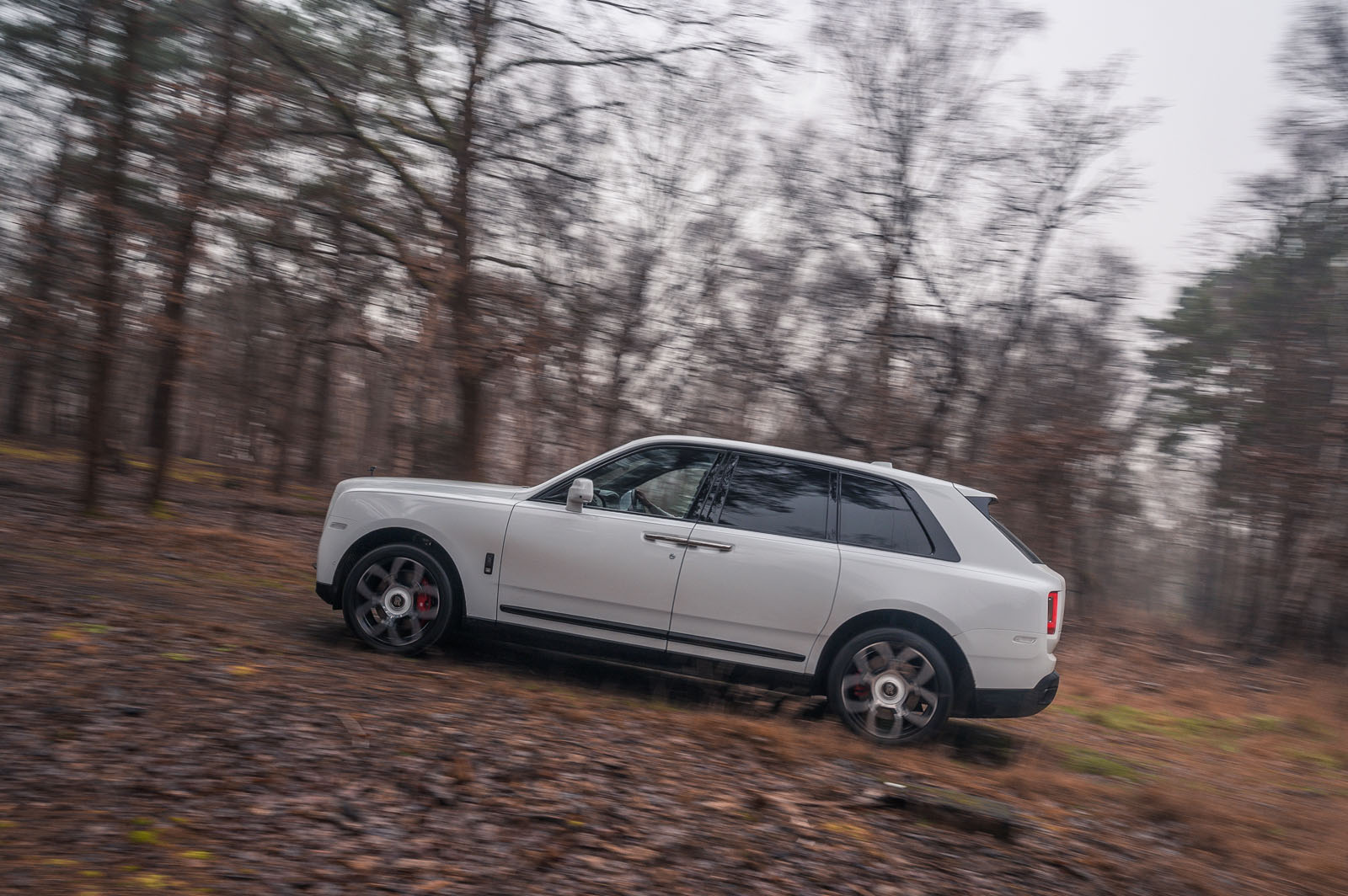 Rolls Royce Cullinan 2020 road test review - hero side