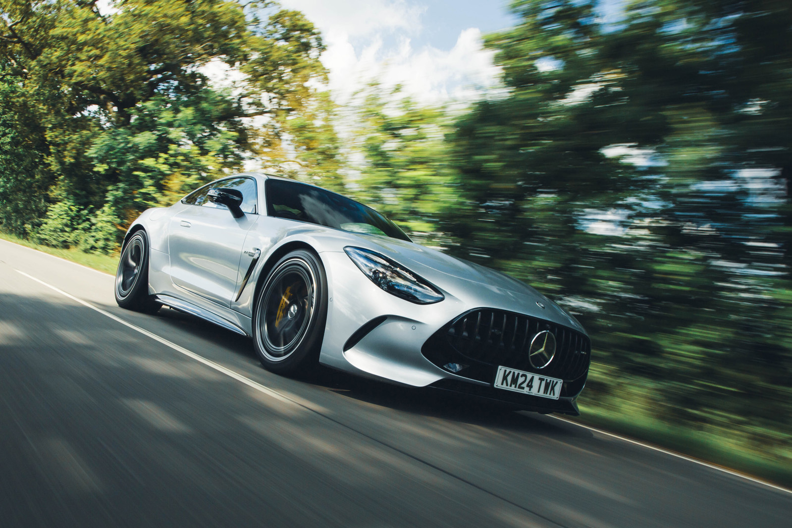 Suivi de la 2024 AMG GT Suivi de l'AMG GT 2024