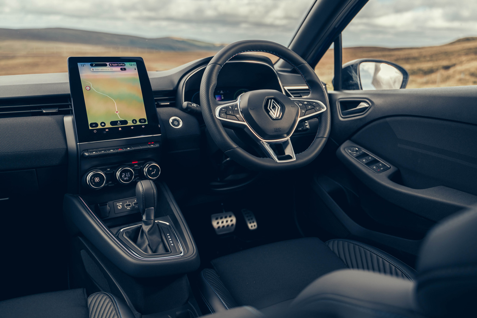 Renault Clio Review 2024