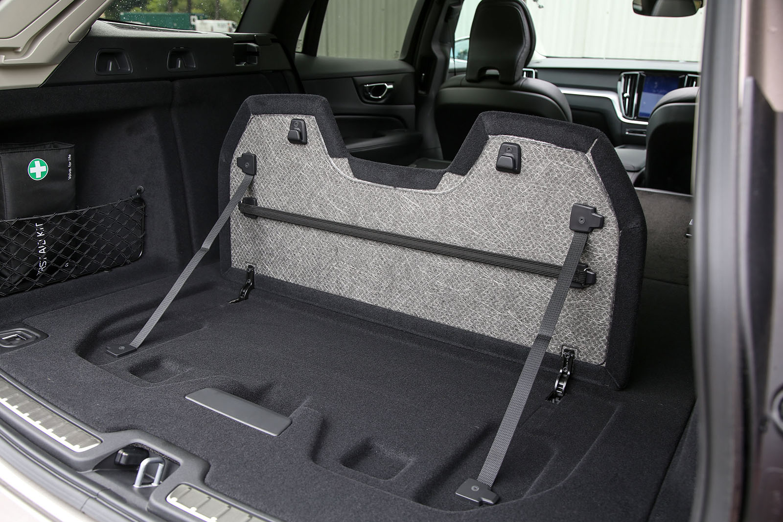 Volvo v60 boot sales divider