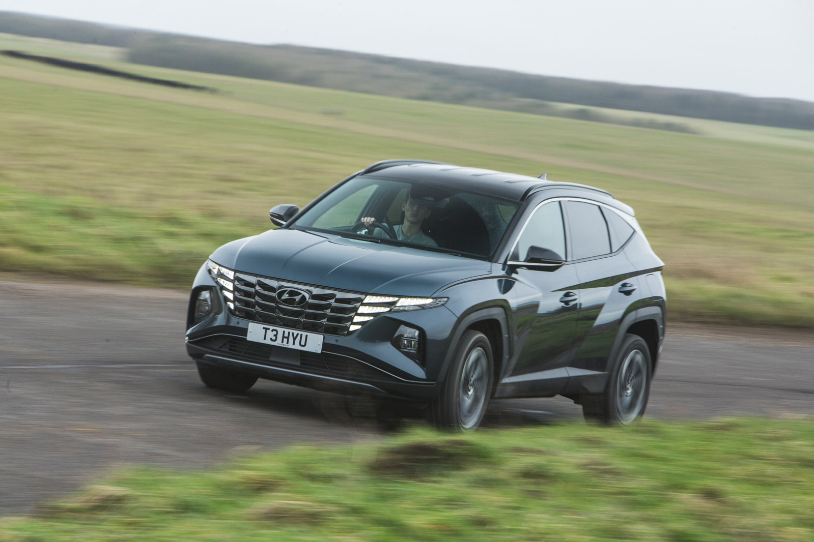 22 Hyundai Tucson 2021 road test review on road front