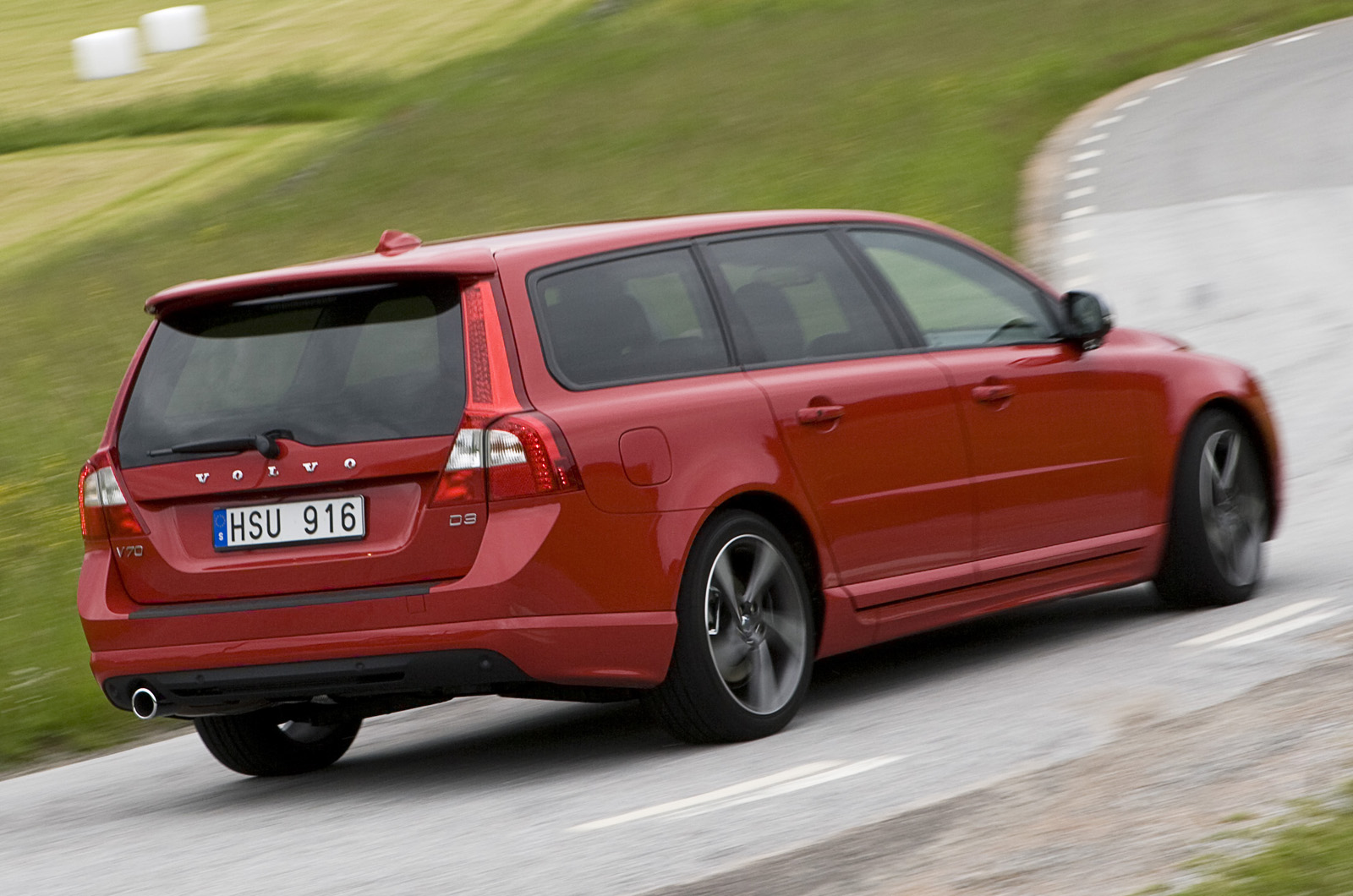 Volvo V70 D3 R-Design review | Autocar