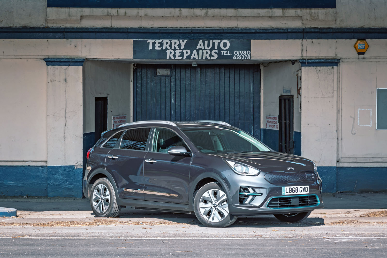 Kia e-Niro 2019 road test review - static