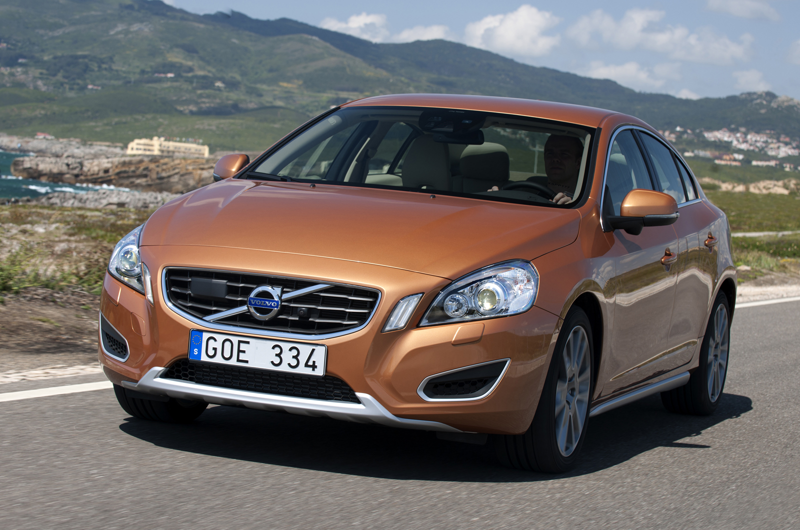 Volvo S60 T6 4WD SE review Autocar