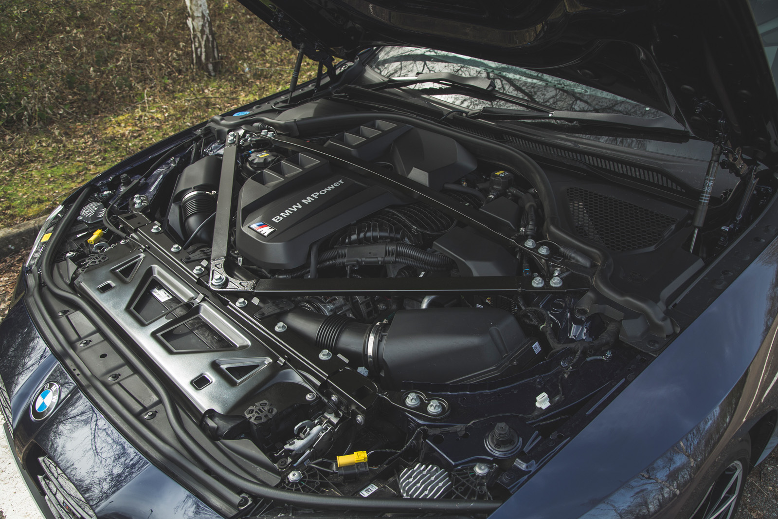 27 BMW M4 Competition 2021 RT engine