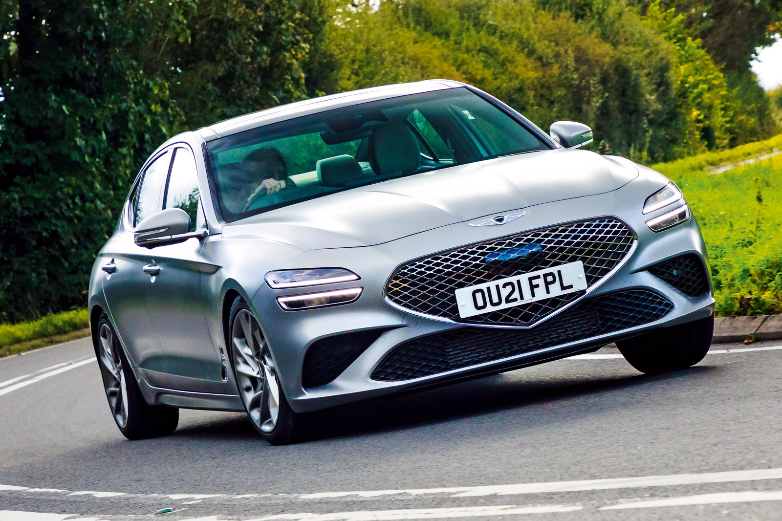 27 Genesis G70 2021 road test review cornering front