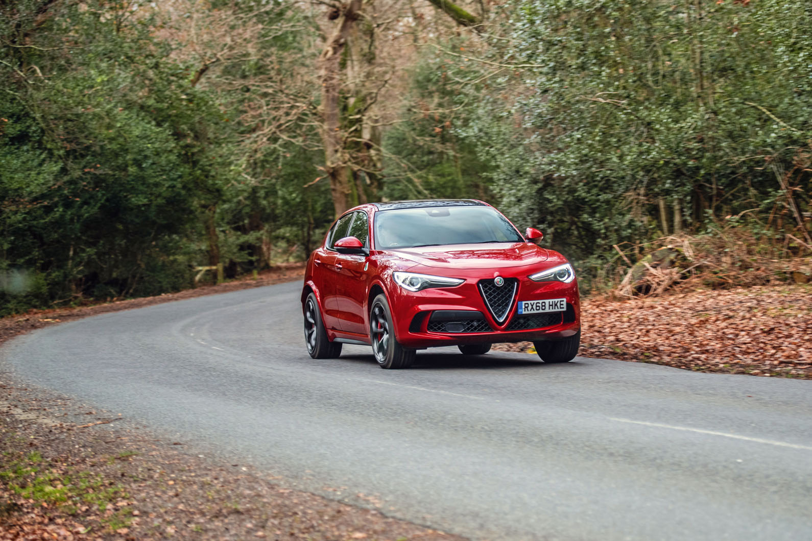 Alfa Romeo Stelvio Quadrifoglio 2019 road test review - cornering front