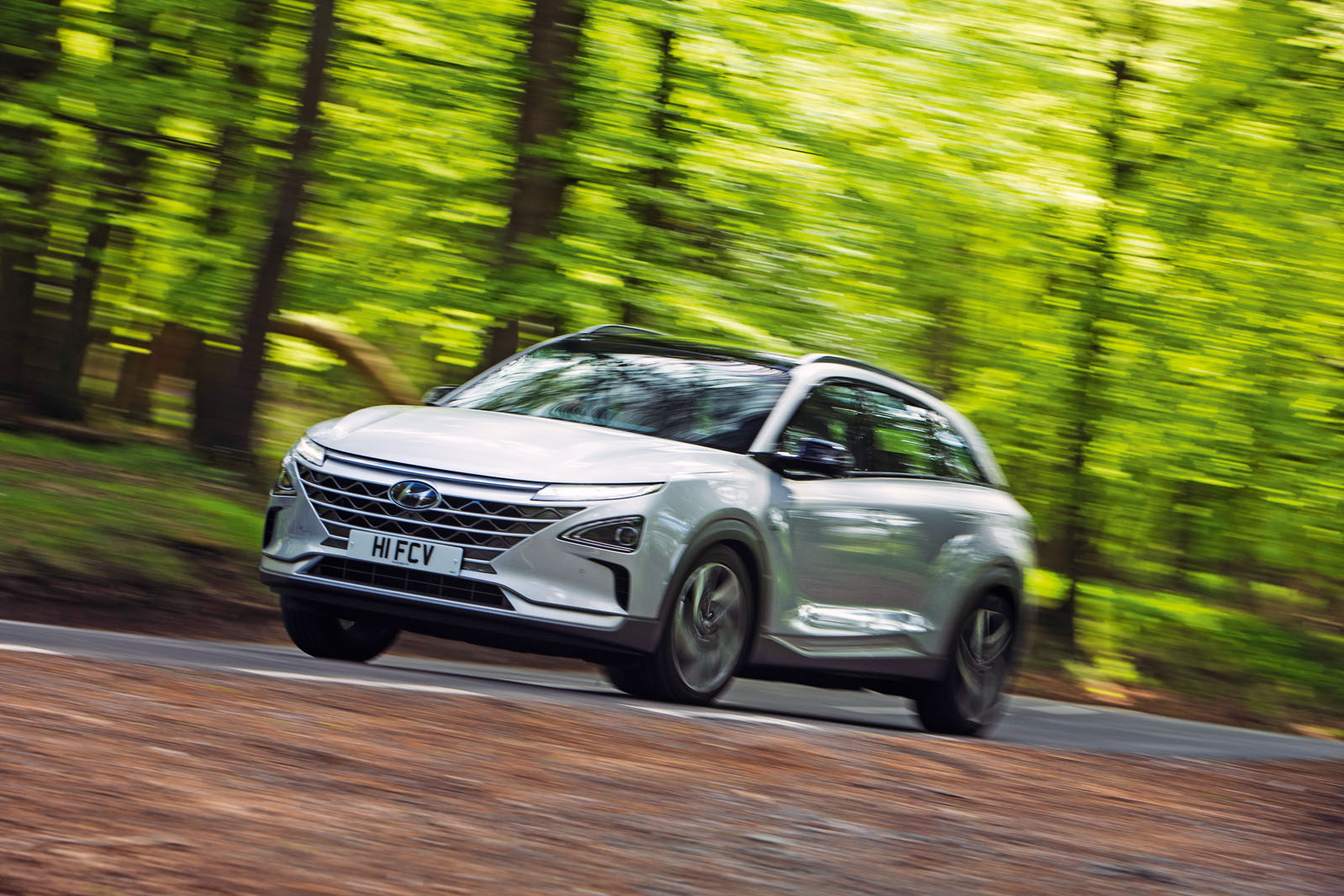 Hyundai Nexo 2019 road test review - on the road front