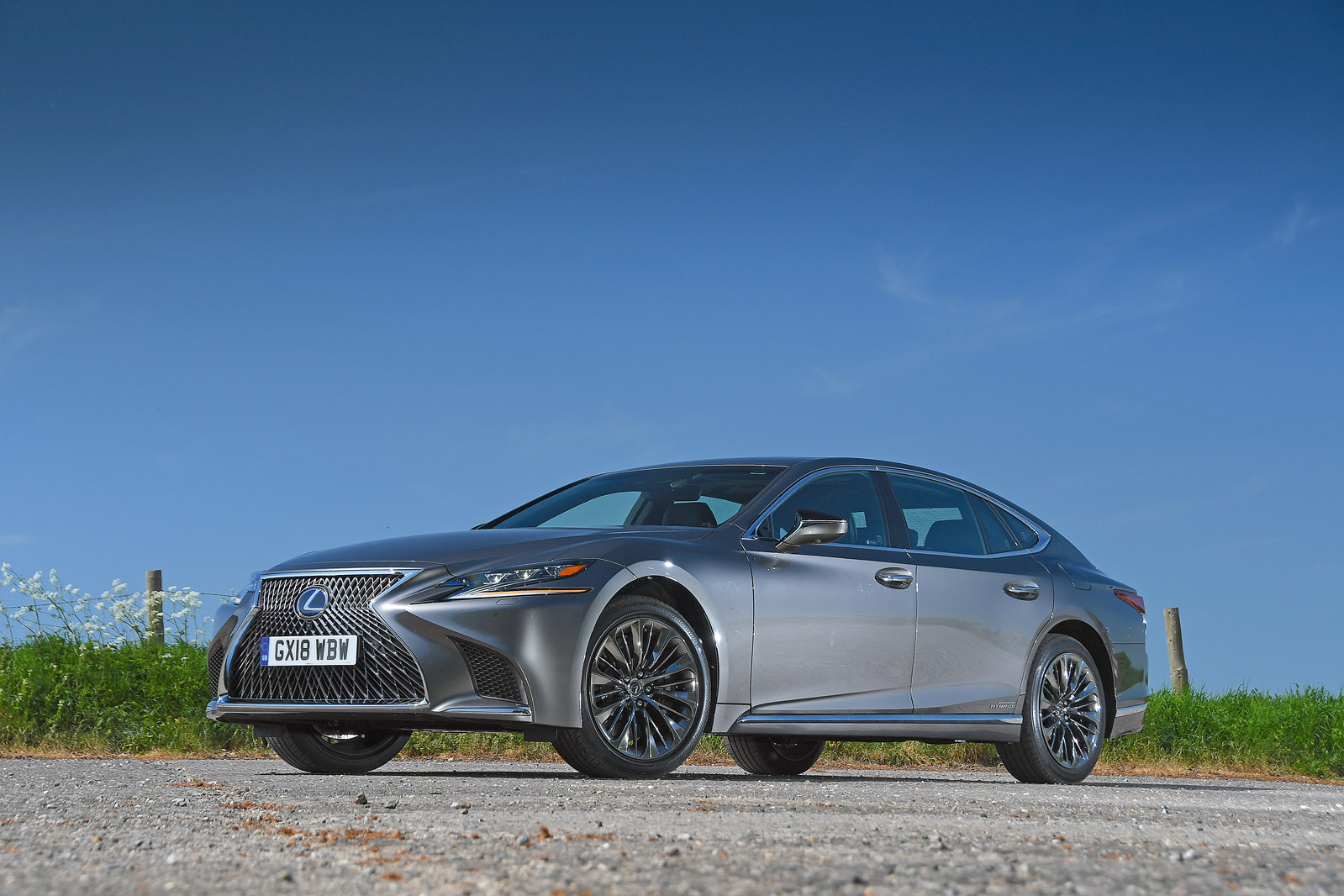 Lexus LS500h 2018 road test review static hero