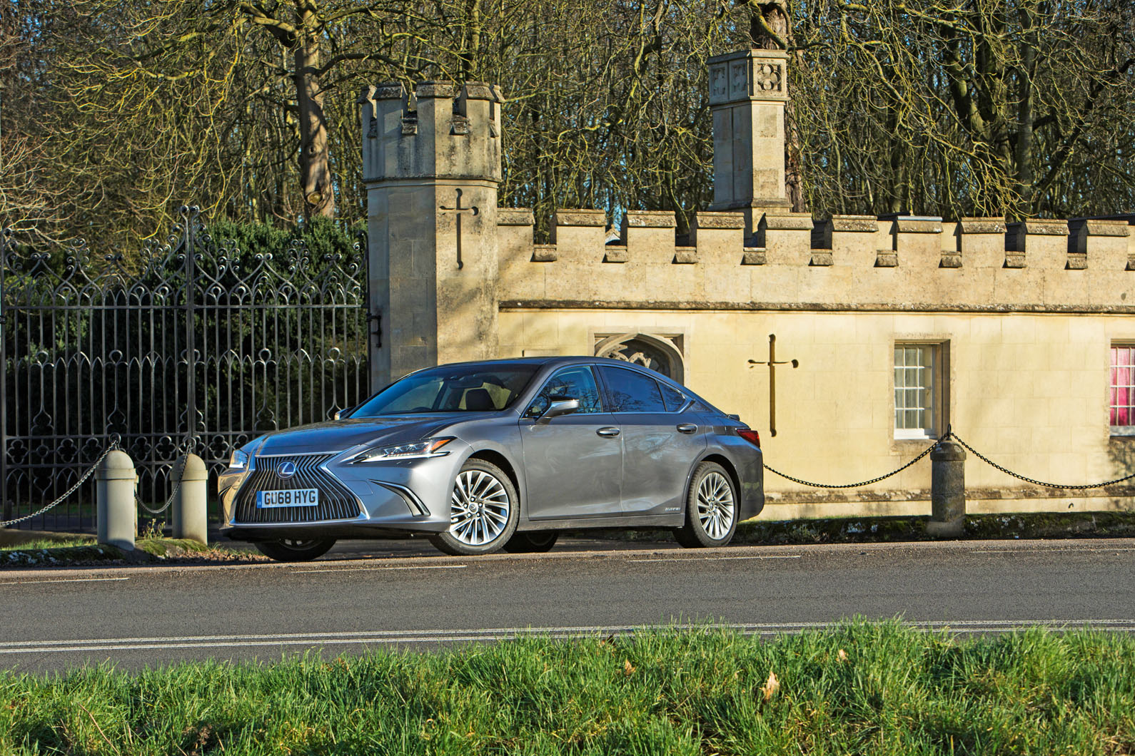 Lexus ES 2019 road test review - static