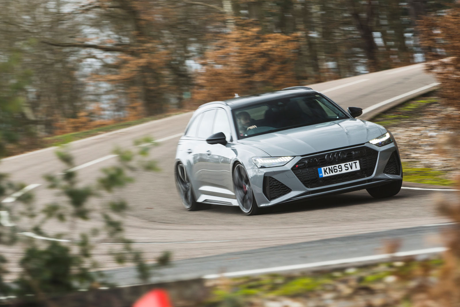 Audi RS6 Avant 2020 road test review - on the road front