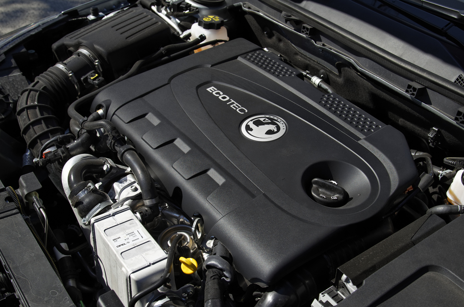 Vauxhall Insignia 2 0 Cdti Biturbo 4x4 Review Autocar