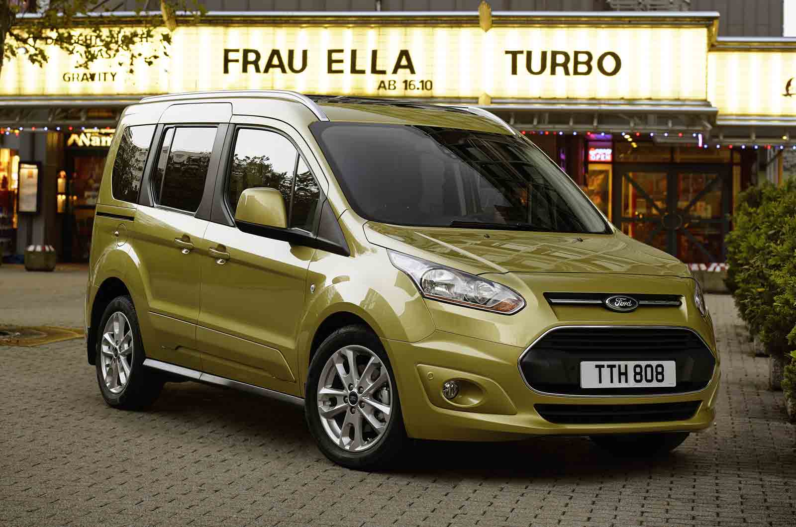 ford connect 5 seater
