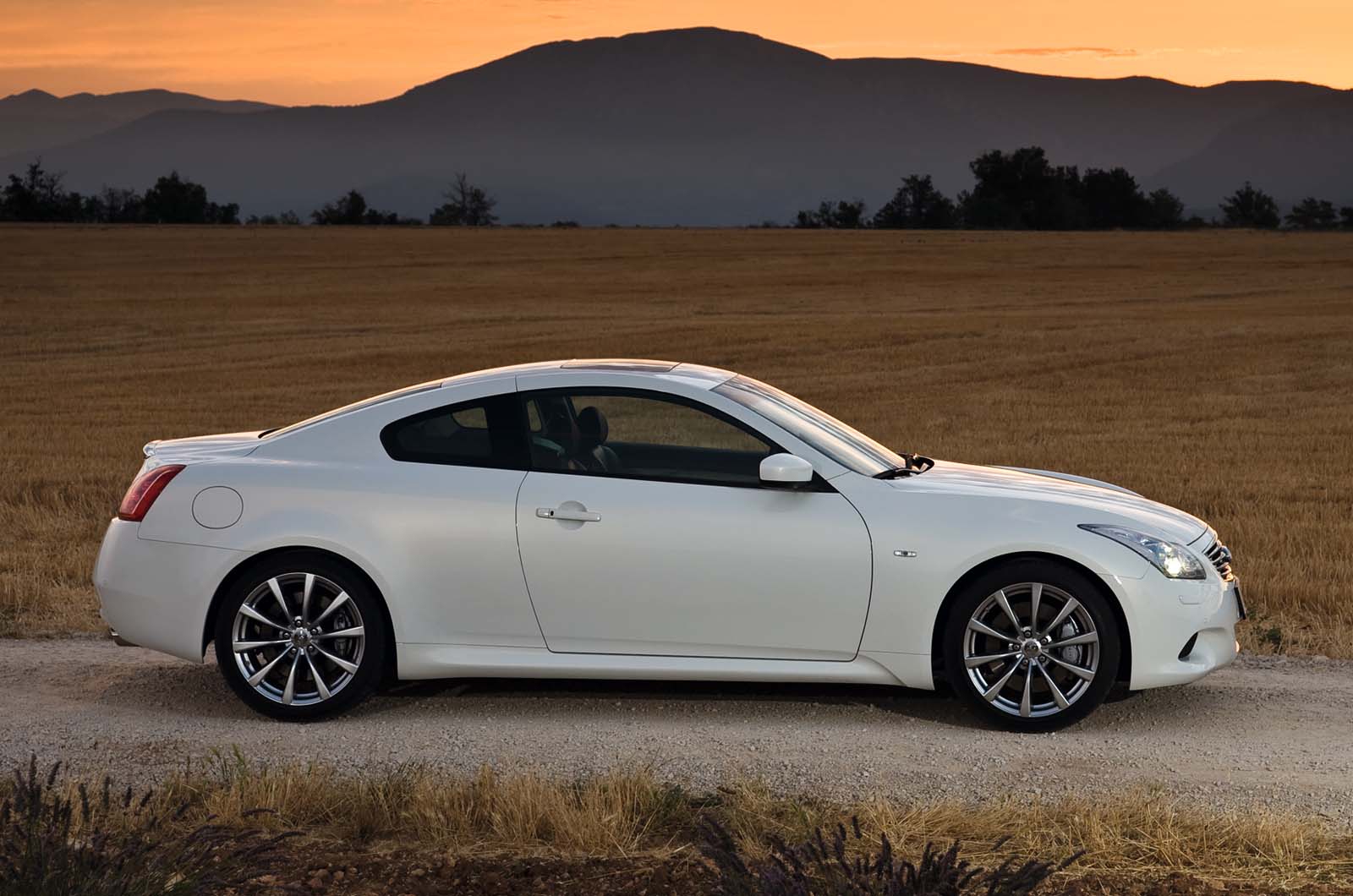 Infiniti g 4