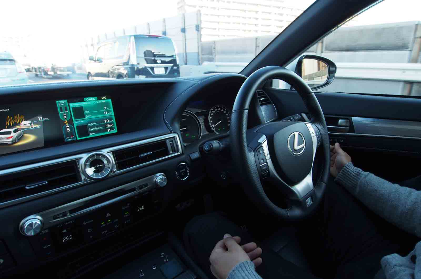 Lexus demonstrates autonomous driving Autocar