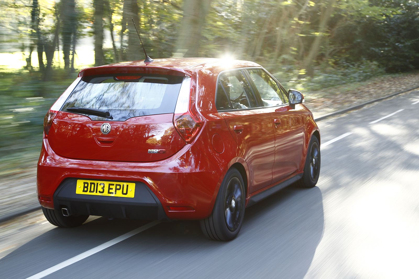 MG3 rear quarter