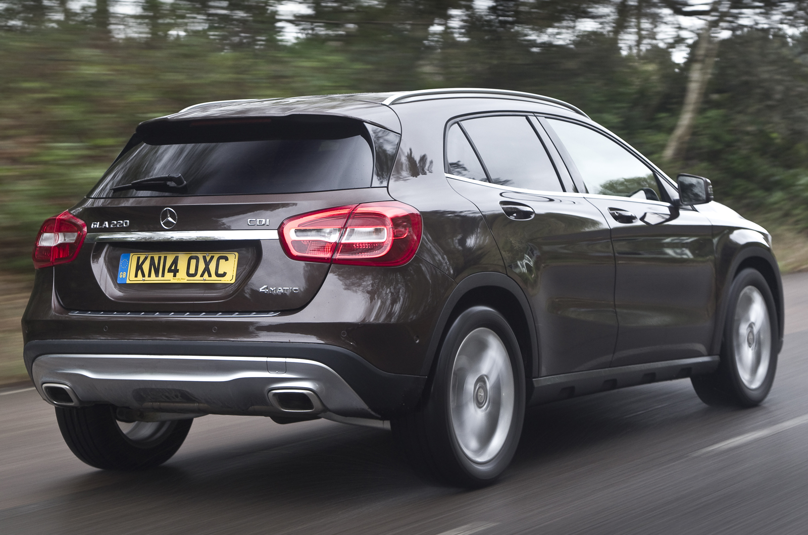 Mercedes-Benz GLA rear quarter