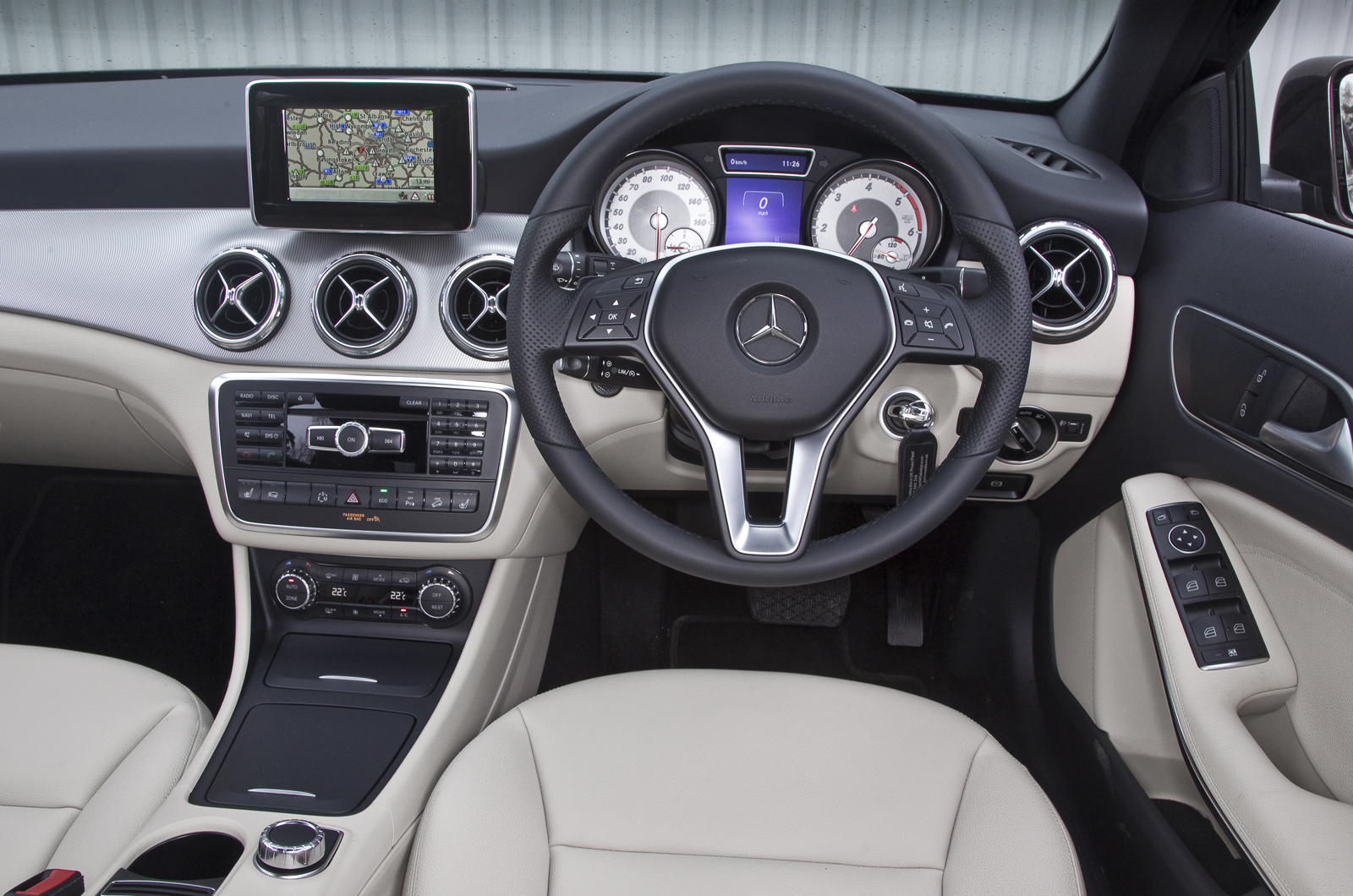 Mercedes-Benz GLA dashboard