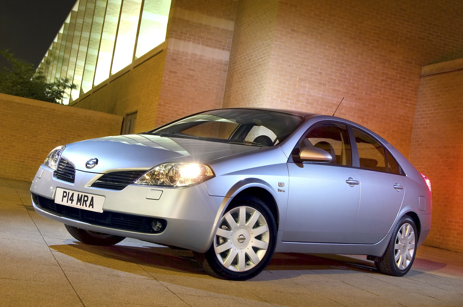 Nissan primera разболтовка