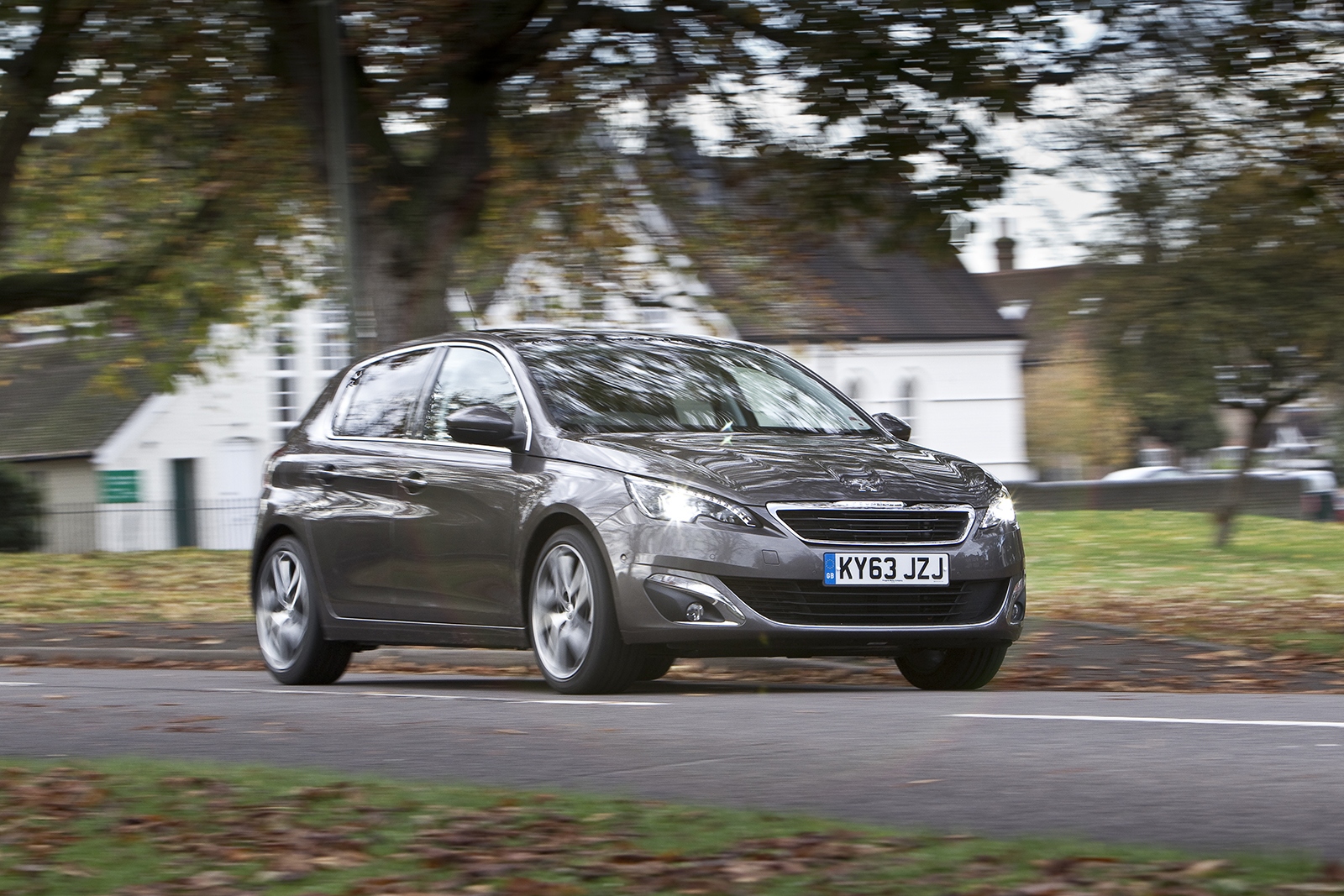 Peugeot 308 1 6 Litre E Hdi Uk First Drive