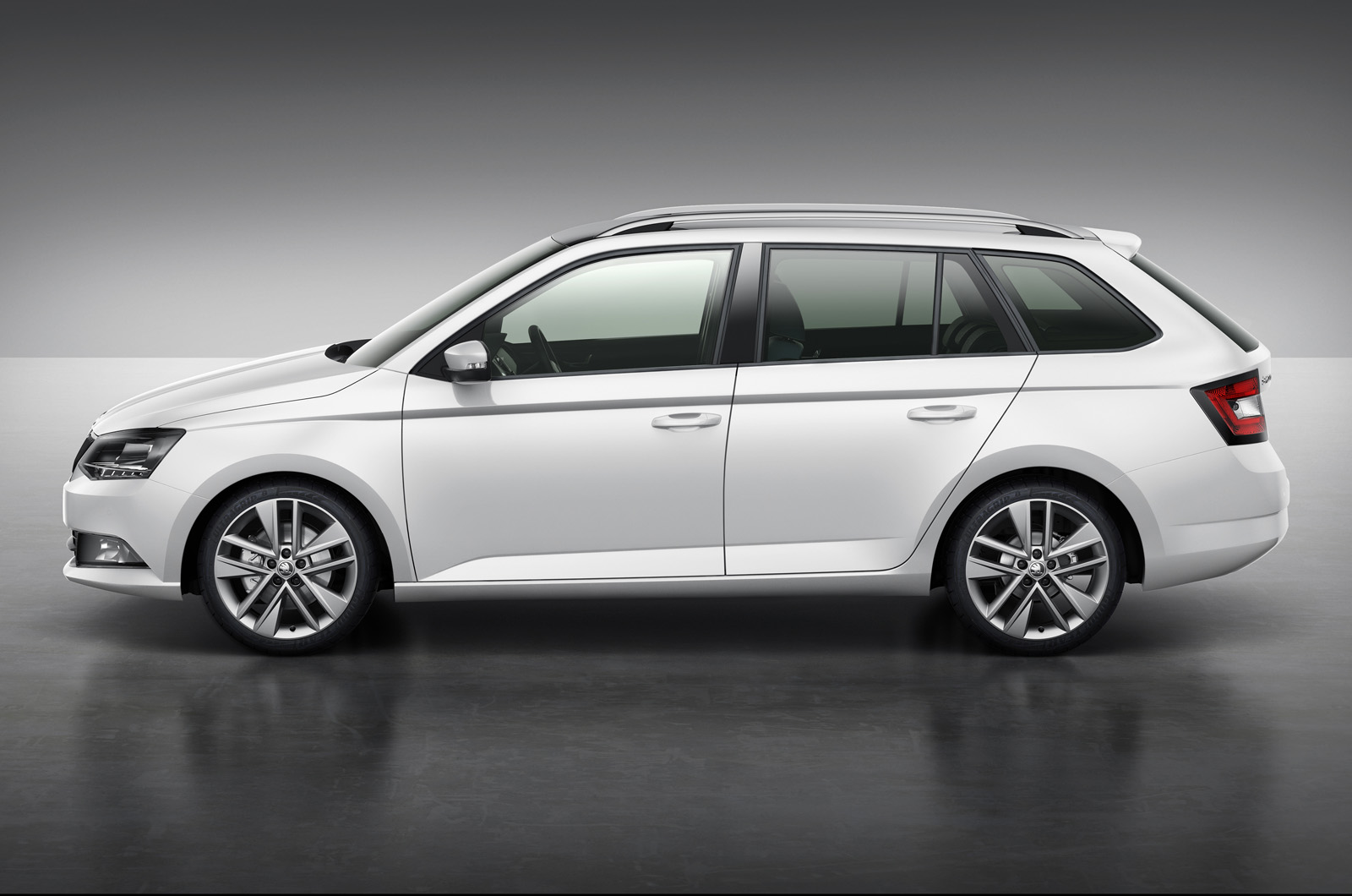 New Estate Bodied Skoda Fabia Combi Features A 530 Litre Boot Autocar