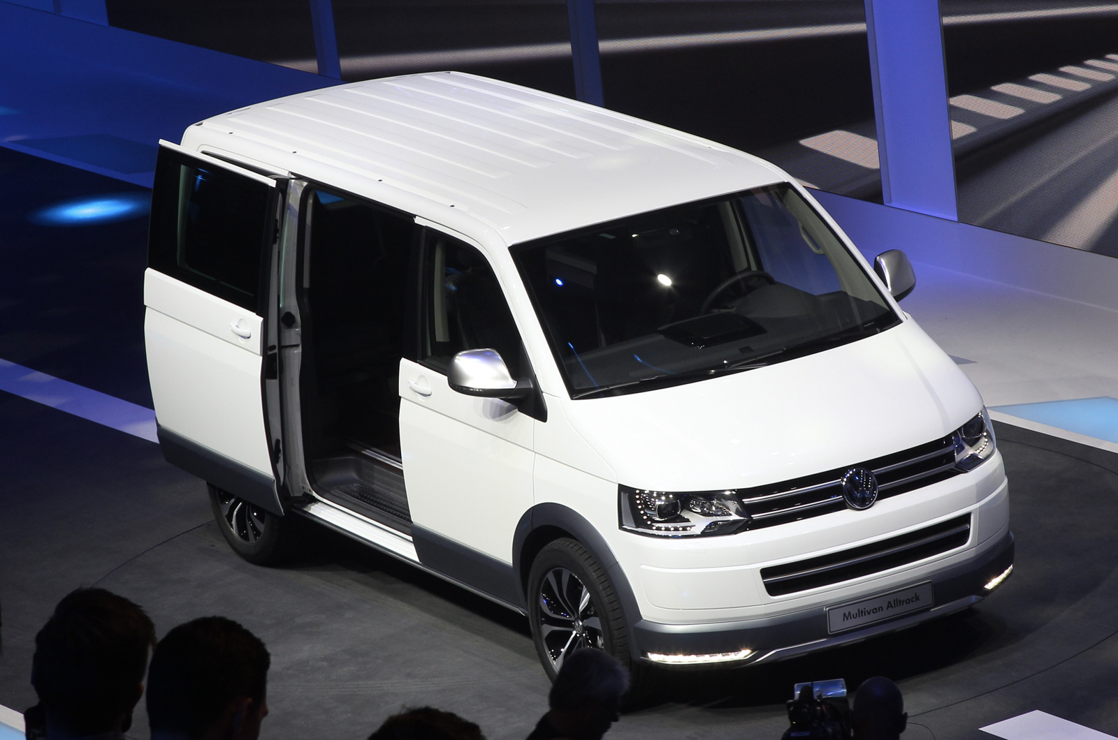 volkswagen transporter awd
